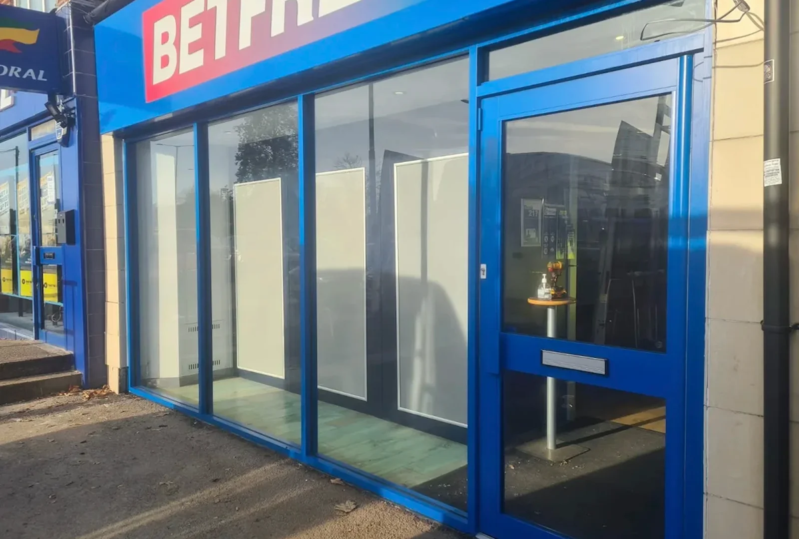 Shop Fronts Glasgow